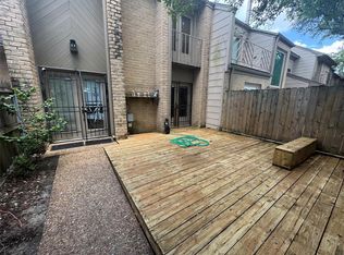5842 Sampley Way #5842, Houston, TX 77092