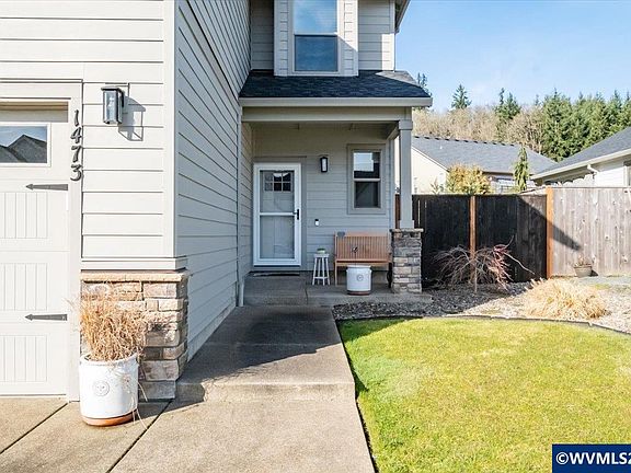 2nd image of 1473 Meadow Ave
