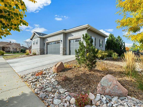 3rd image of 214 N Cove Dr