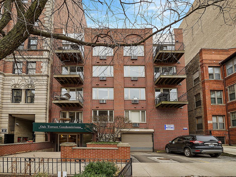 1st image of 435 W Oakdale Ave APT 2C