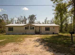 128 Pine Ave, Wewahitchka, FL 32465