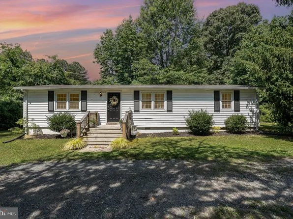 8380 Indiantown Rd, King George, VA 22485