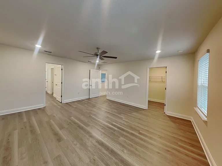 3762 Lake Bluff Loop — Photo 10