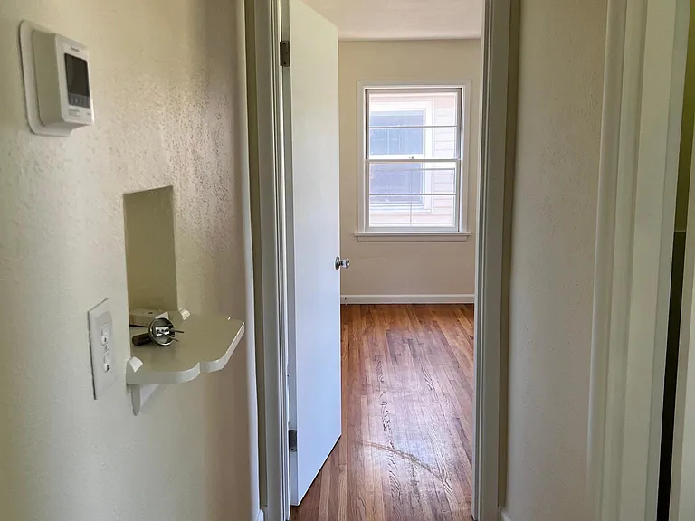 5511 N Whitehouse St — Photo 13