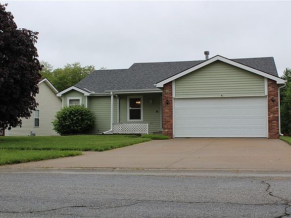 2nd image of 5009 University Ave