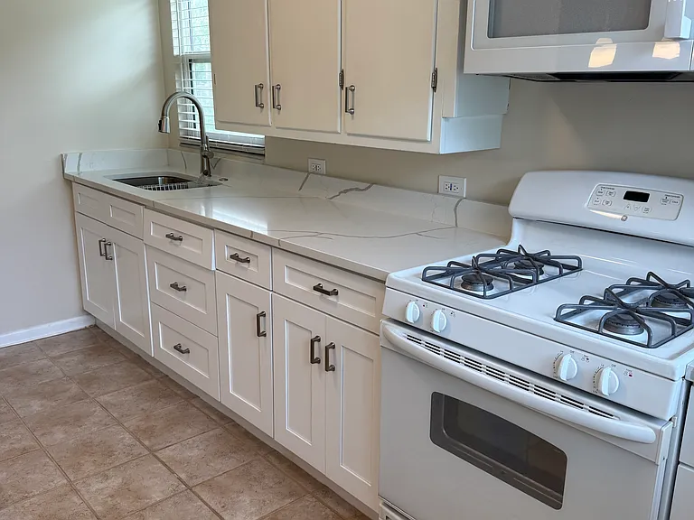 701 Oak Ave — Photo 6
