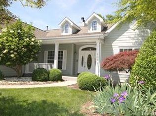 505 Crown Pointe Estates Ct, Ballwin, MO 63021