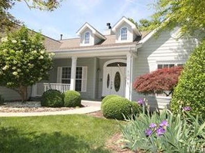 505 Crown Pointe Estates Ct, Ballwin, MO, 63021