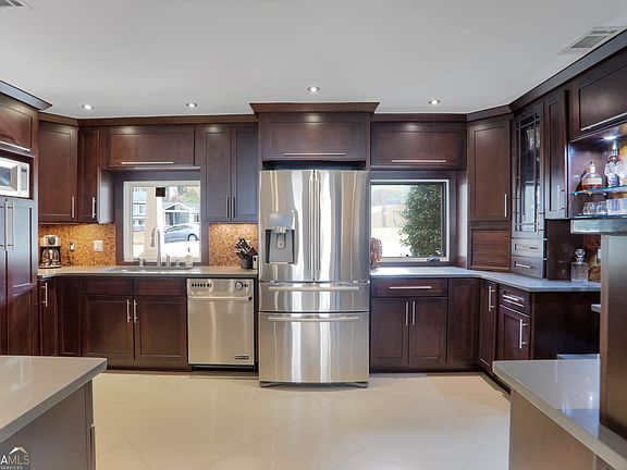 5th image of 1616 Northlake Springs Ct