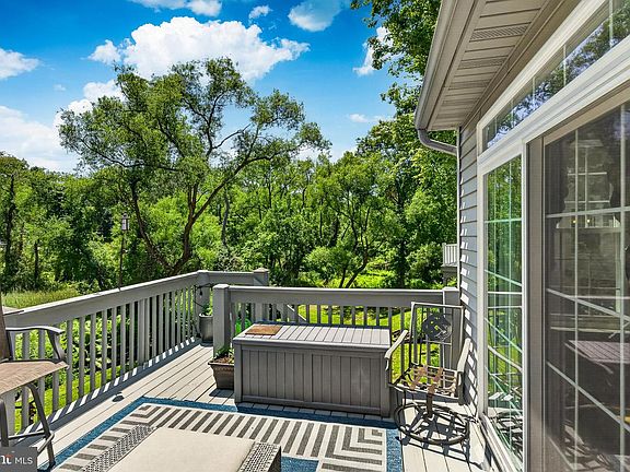4th image of 6016 Whitney Ct