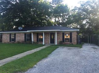 3328 Vestavia St, Mobile, AL 36612