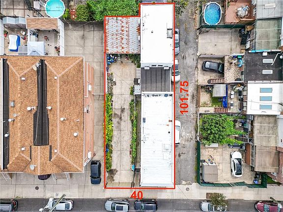 2nd image of 8843 26th Ave