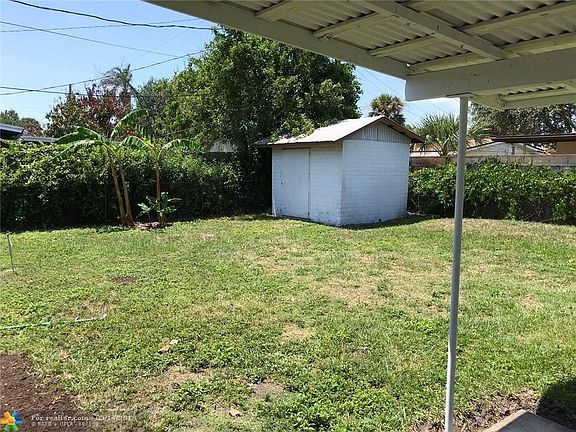 5th image of 6724 Voltaire Dr