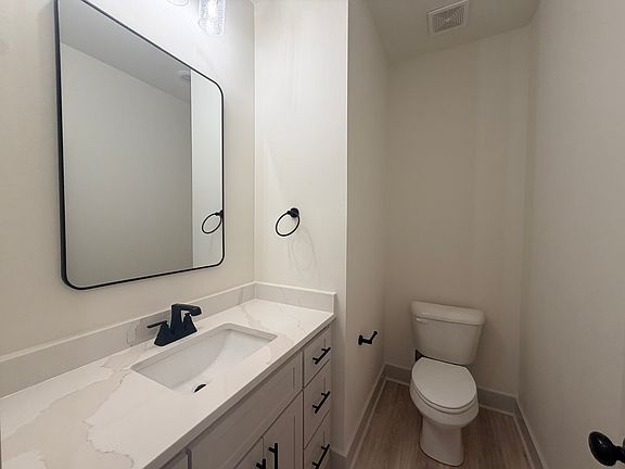 5th image of 1116 Grand Teton Dr
