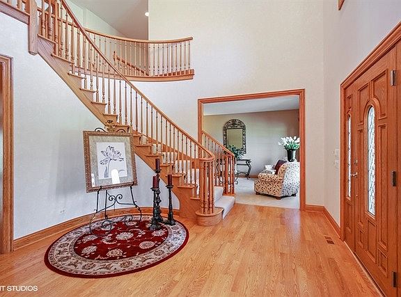 3rd image of 194 Sycamore Dr