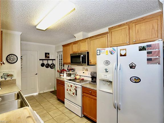 5th image of 1373 Lambs Grove Rd