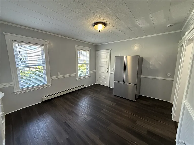 62-64 Lawrence St #62 — Photo 10
