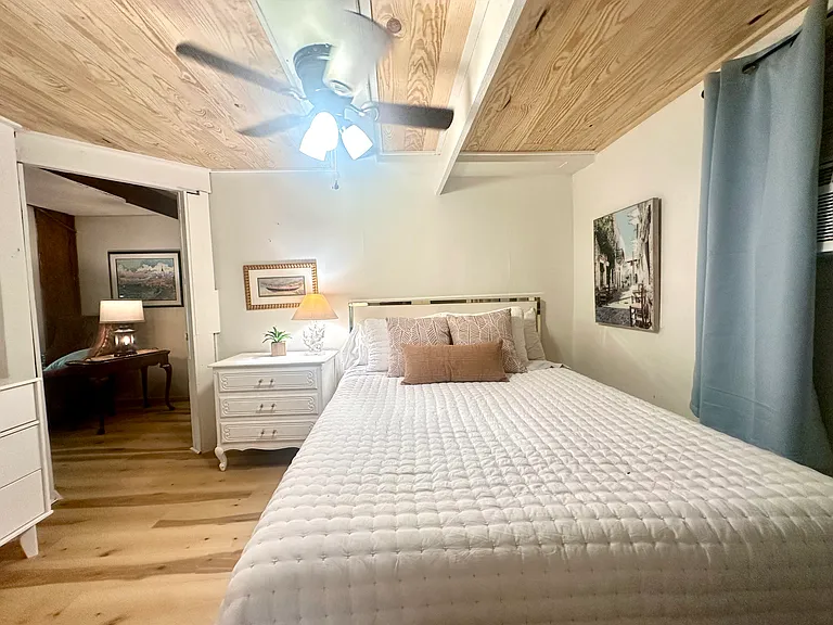879 S Eugene St #5 — Photo 12