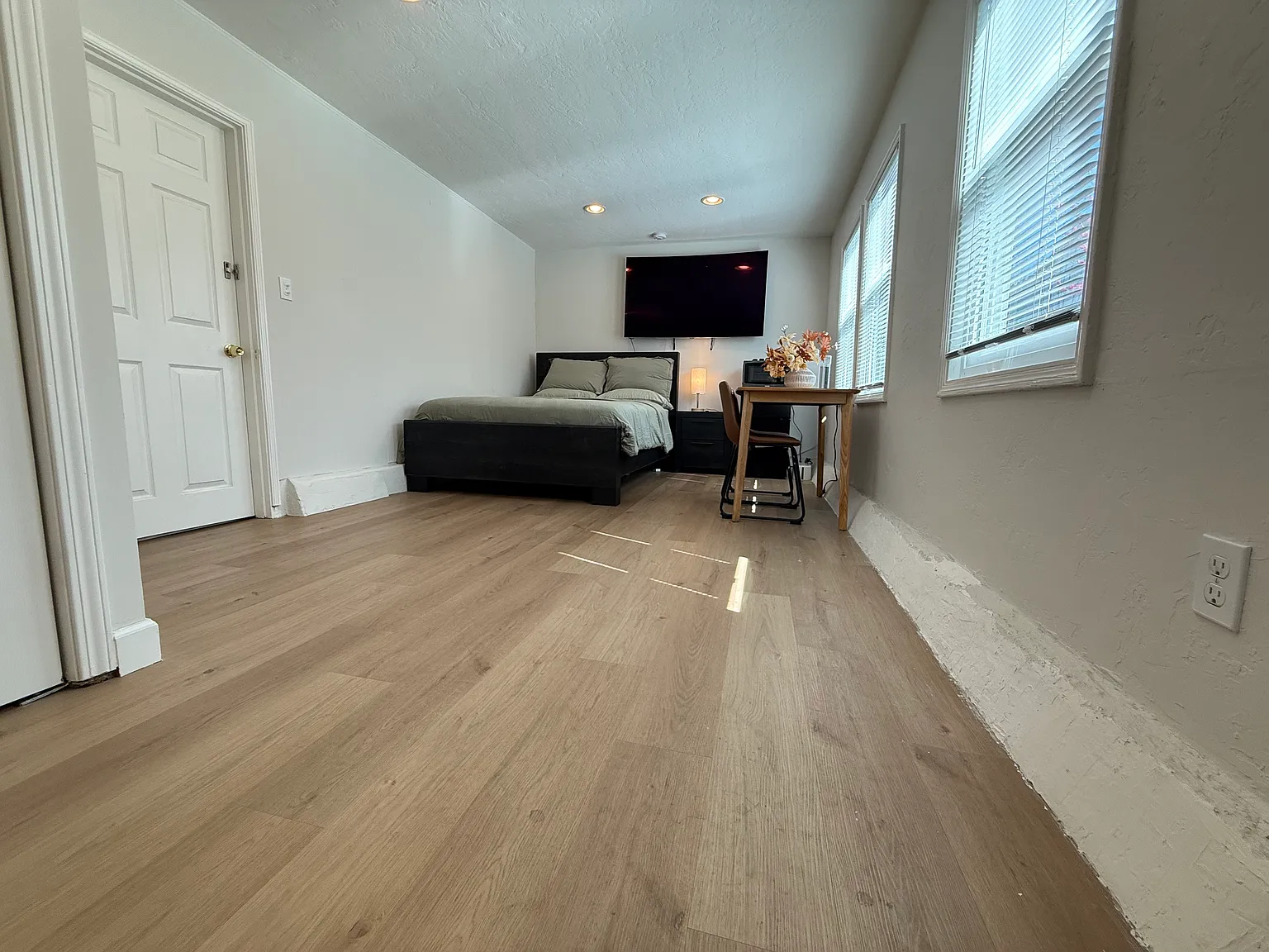 Bancroft Ave, San Leandro — Photo 2