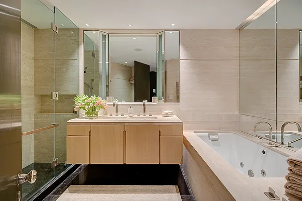 Sold by Stribling | media 5