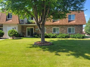 2326 20th Ave S APT 10, Fargo, ND 58103