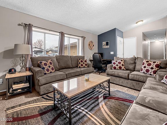 5th image of 1012 Alta Vista Dr