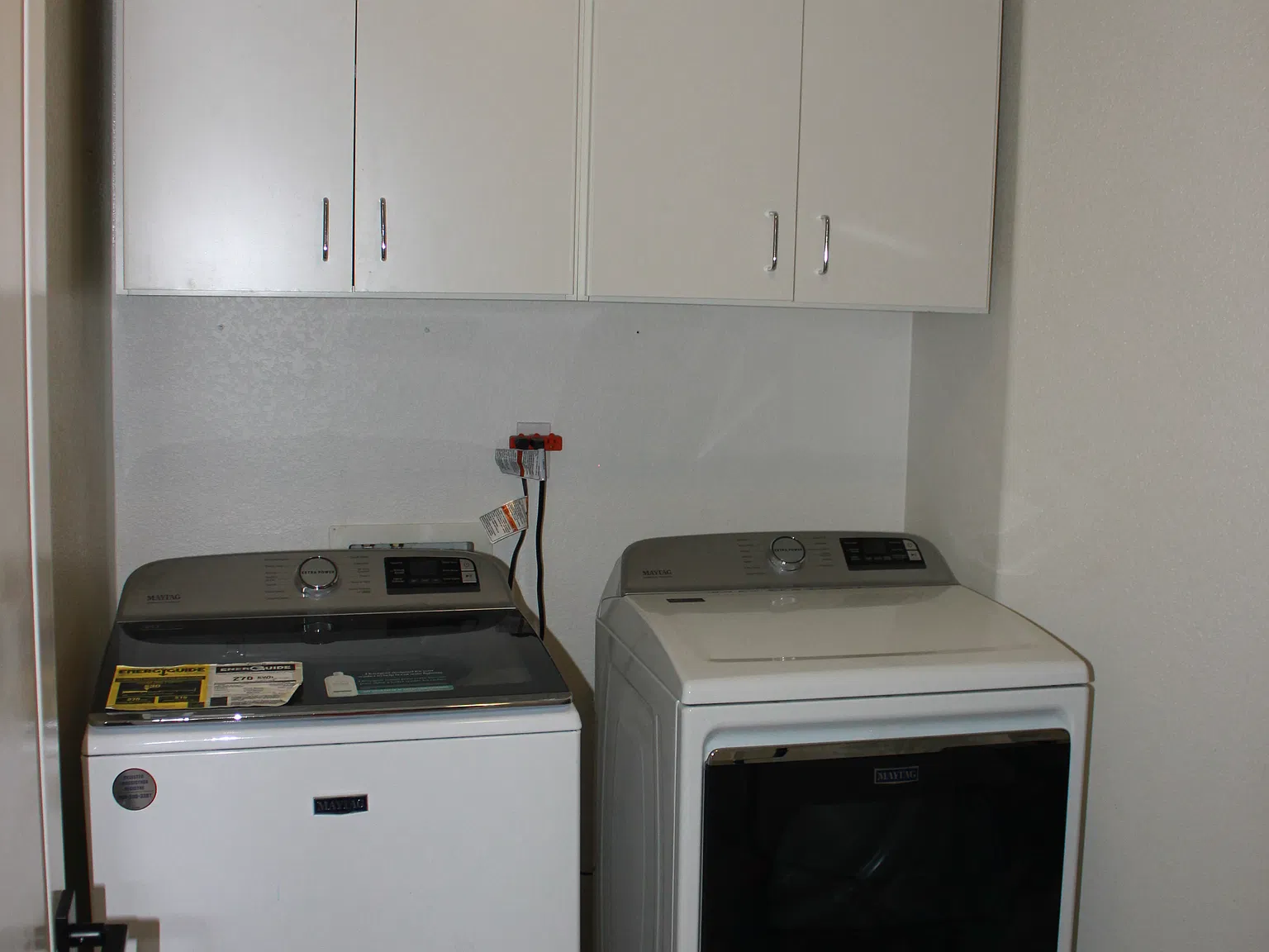 4 bed, 2.5 bath, 2155 sqft, $5,000 — Photo 4
