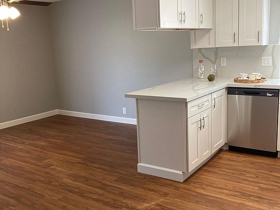 5th image of 5890 Macadam Ct