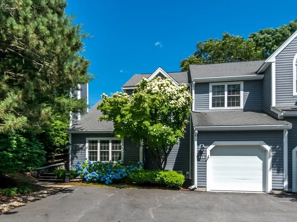 111 Bishops Forest Dr Unit 111, Waltham, MA 02452
