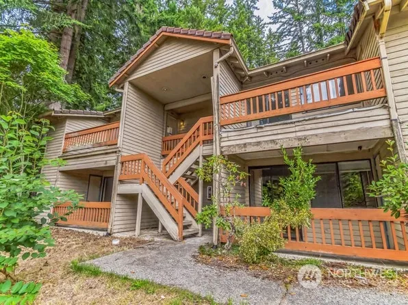 4414 NW Wedgewood Lane, Bremerton, WA 98312