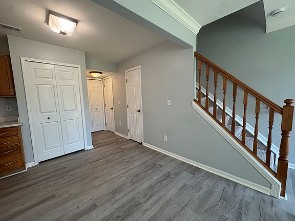 3rd image of 29419 Maurice Ct