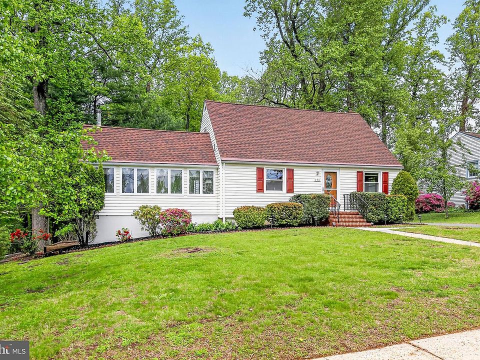 1st image of 280 Sussex Ave