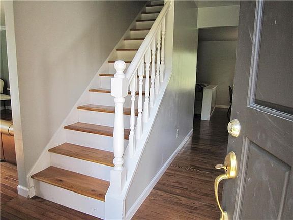 4th image of 73 Ruble Dr