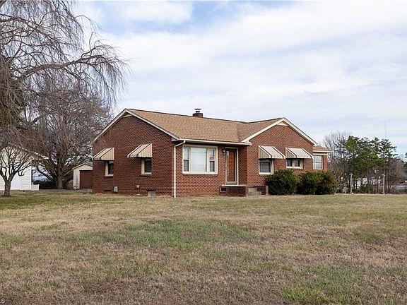 2nd image of 310 Fred Sink Rd