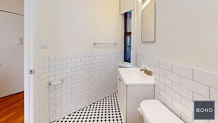 Rented by Bond New York