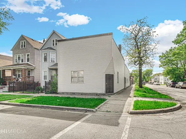 8600 S Muskegon Ave, Chicago, IL 60617
