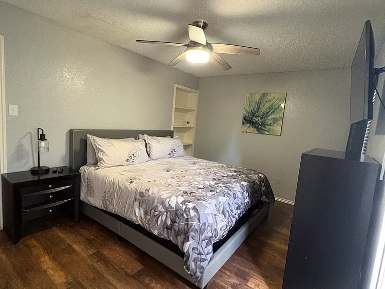 3845 Evergreen St — Photo 7