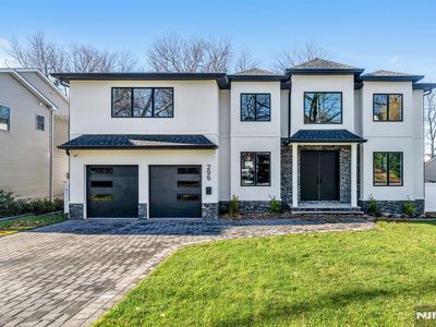 295 Haywood Dr, Paramus, NJ, 07652