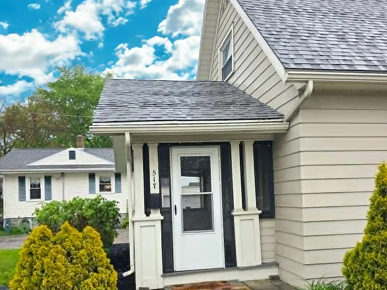 517 Lima Ave — Photo 2