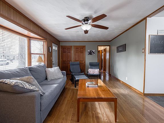 5th image of 314 W Janet Dr