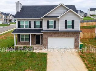 8205 Zodiac Ln, Powell, TN 37849