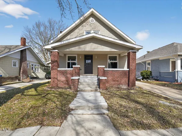 622 W North St, Fostoria, OH 44830