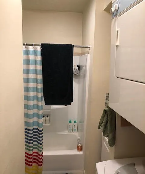 Bathroom with washer/dryer