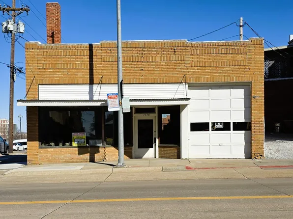 1115 J St, Auburn, NE 68305