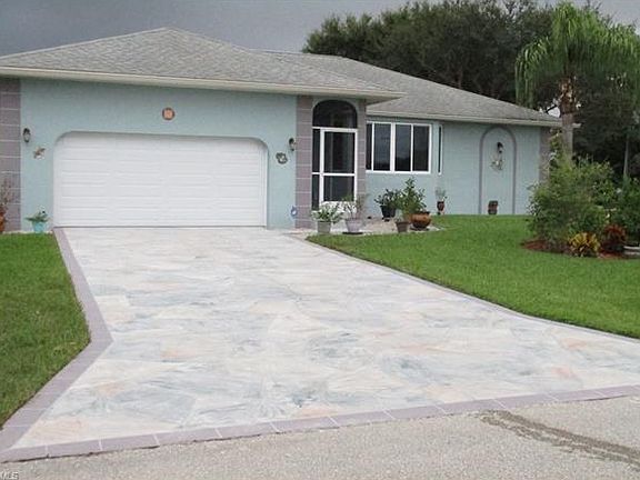3rd image of 16250 Cayman Ln