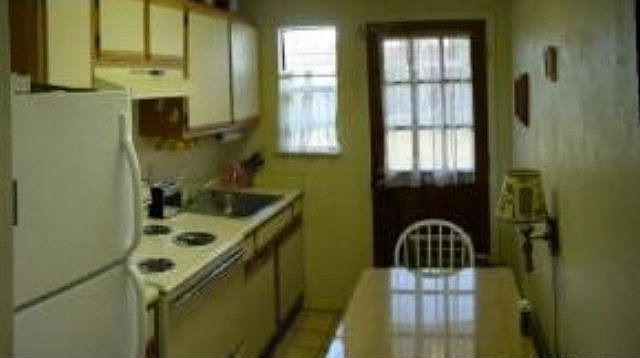 2nd image of 156A Cardinal Dr