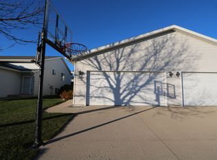 3109 Dakota Park Cir S, Fargo, ND 58104