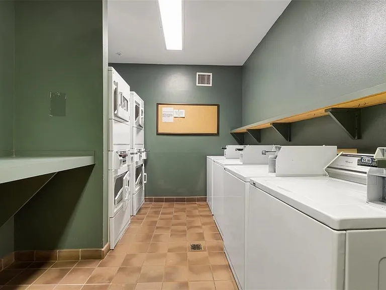 800 S Dakota Ave #435 — Photo 32