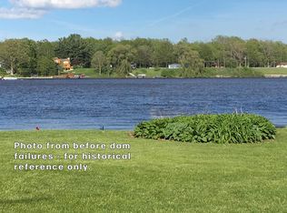 4780 N Verity Ct, Sanford, MI 48657