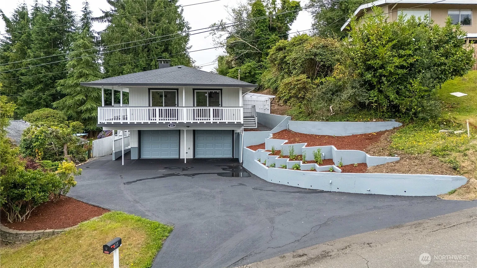 615 3rd Avenue photo 1